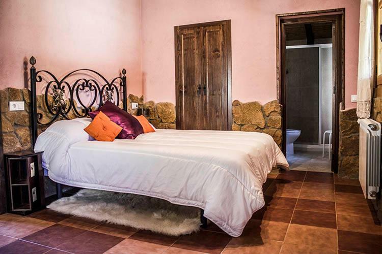 Apartamentos Rurales Fuente Chiquita แอร์วาส ภายนอก รูปภาพ